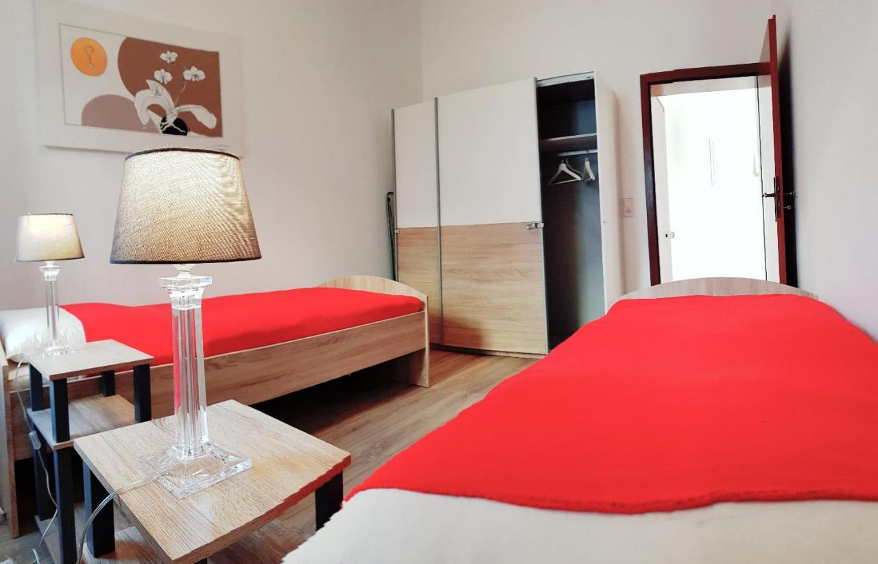 Elena Flat Orchidee Duisburg Zentrum Ngoại thất bức ảnh